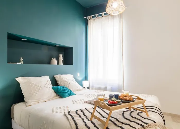 Apartment Le Nimois Clim, Netflix, Cocon Cosy Proche Du Centre Nimes